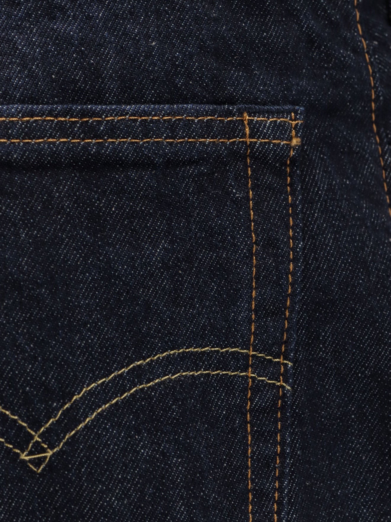 555 Relaxed Straight Jeans - Image 3