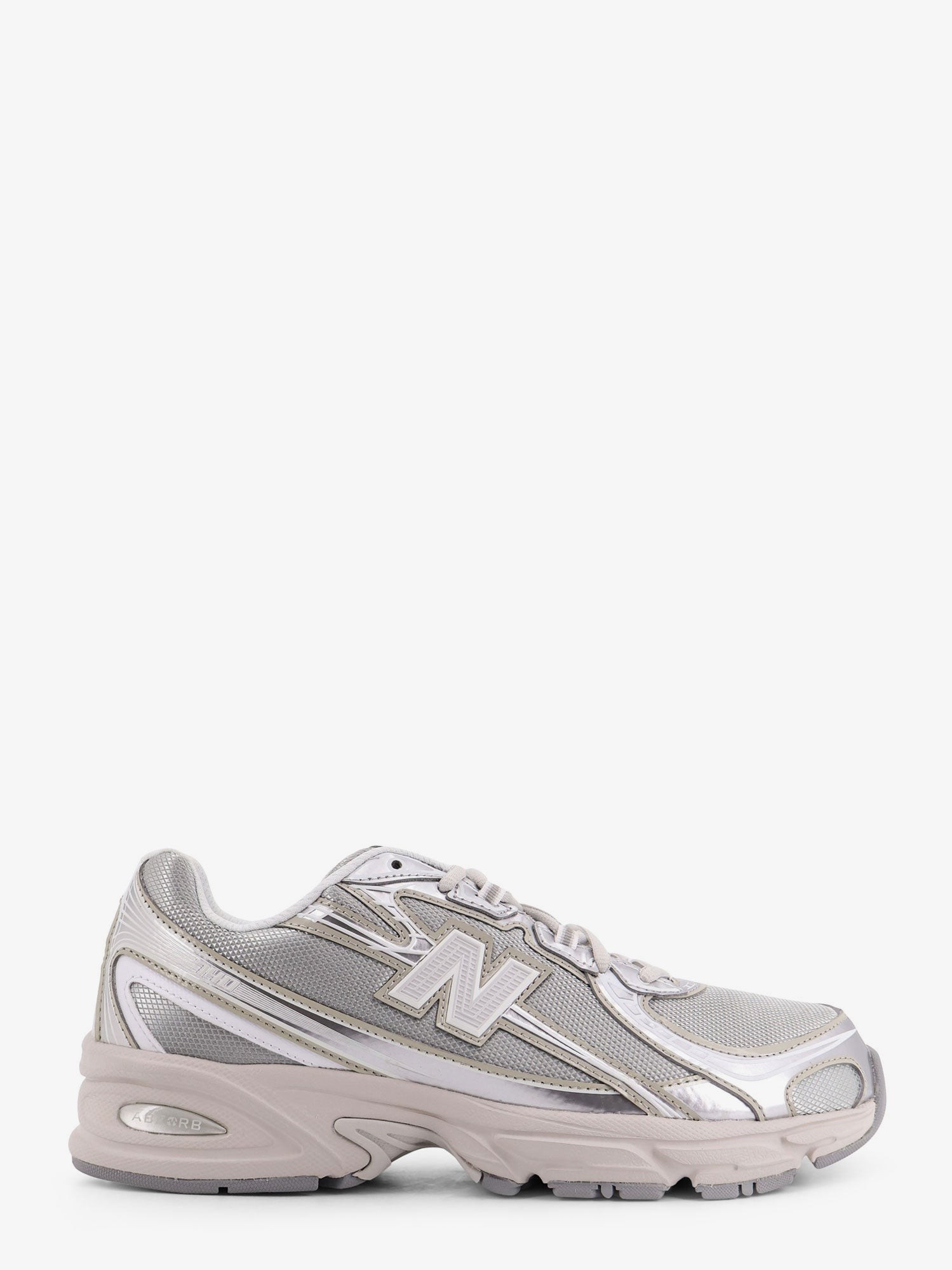7405 mesh sneakers with logo on the side