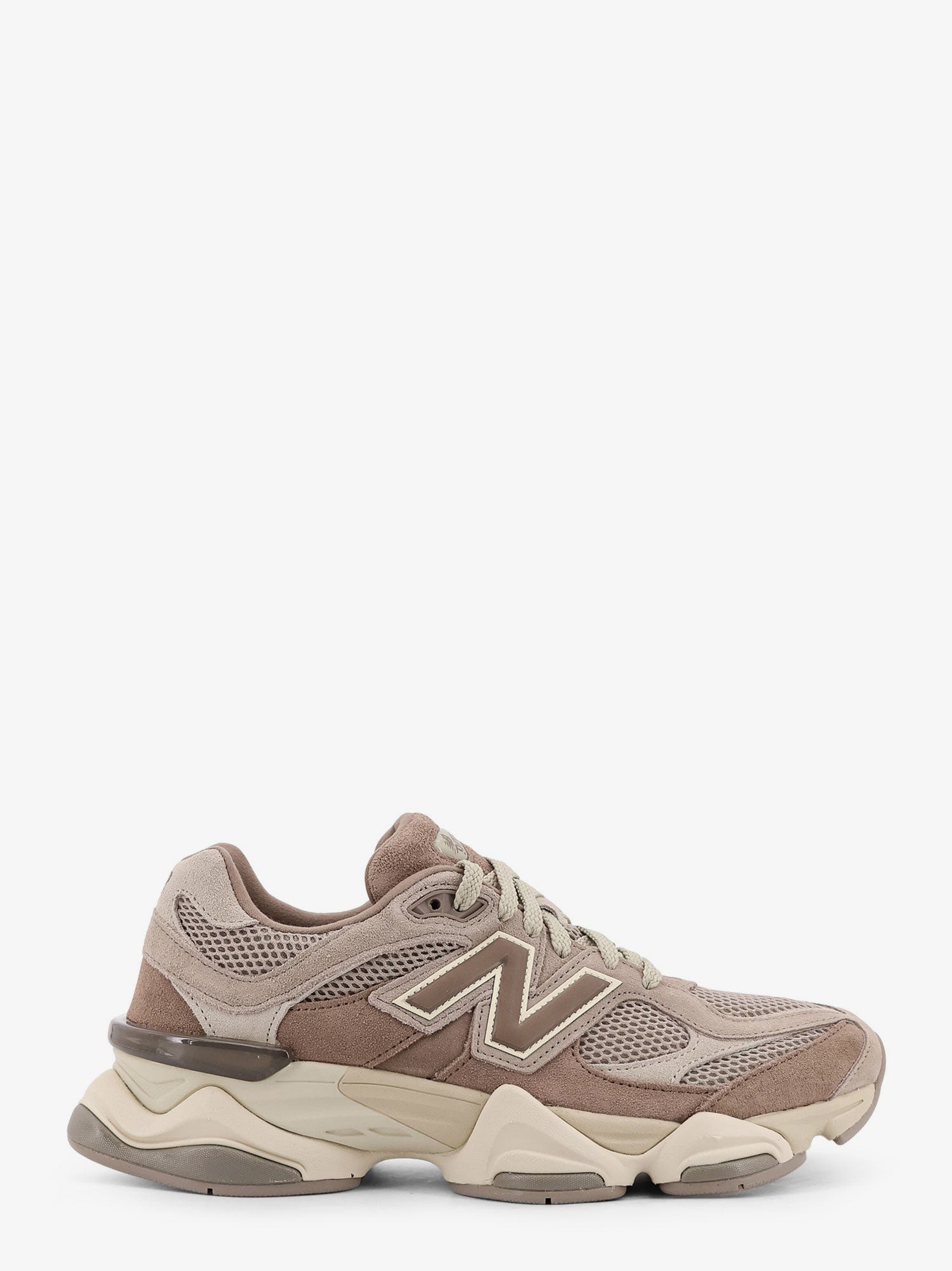 9060 mesh and suede low-top sneakers