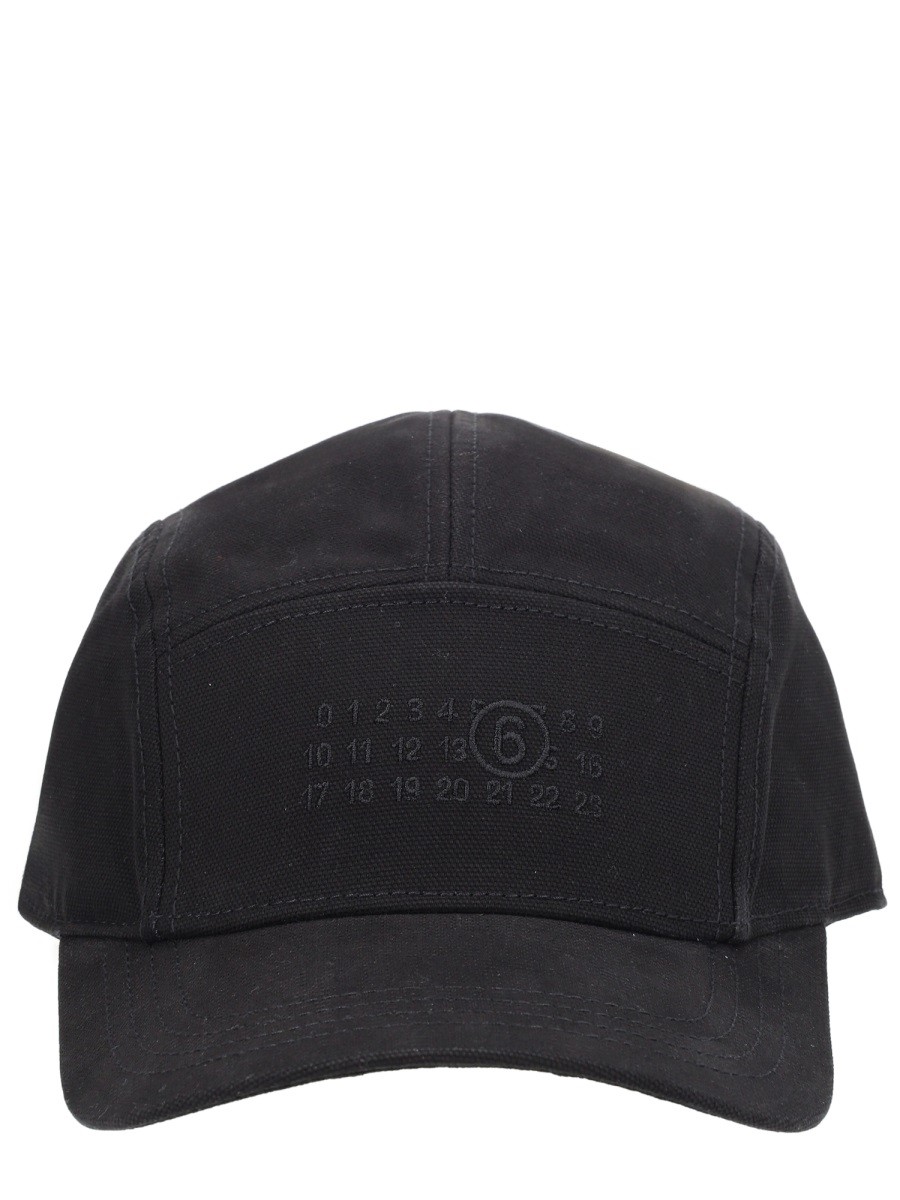 BASEBALL HAT WITH LOGO