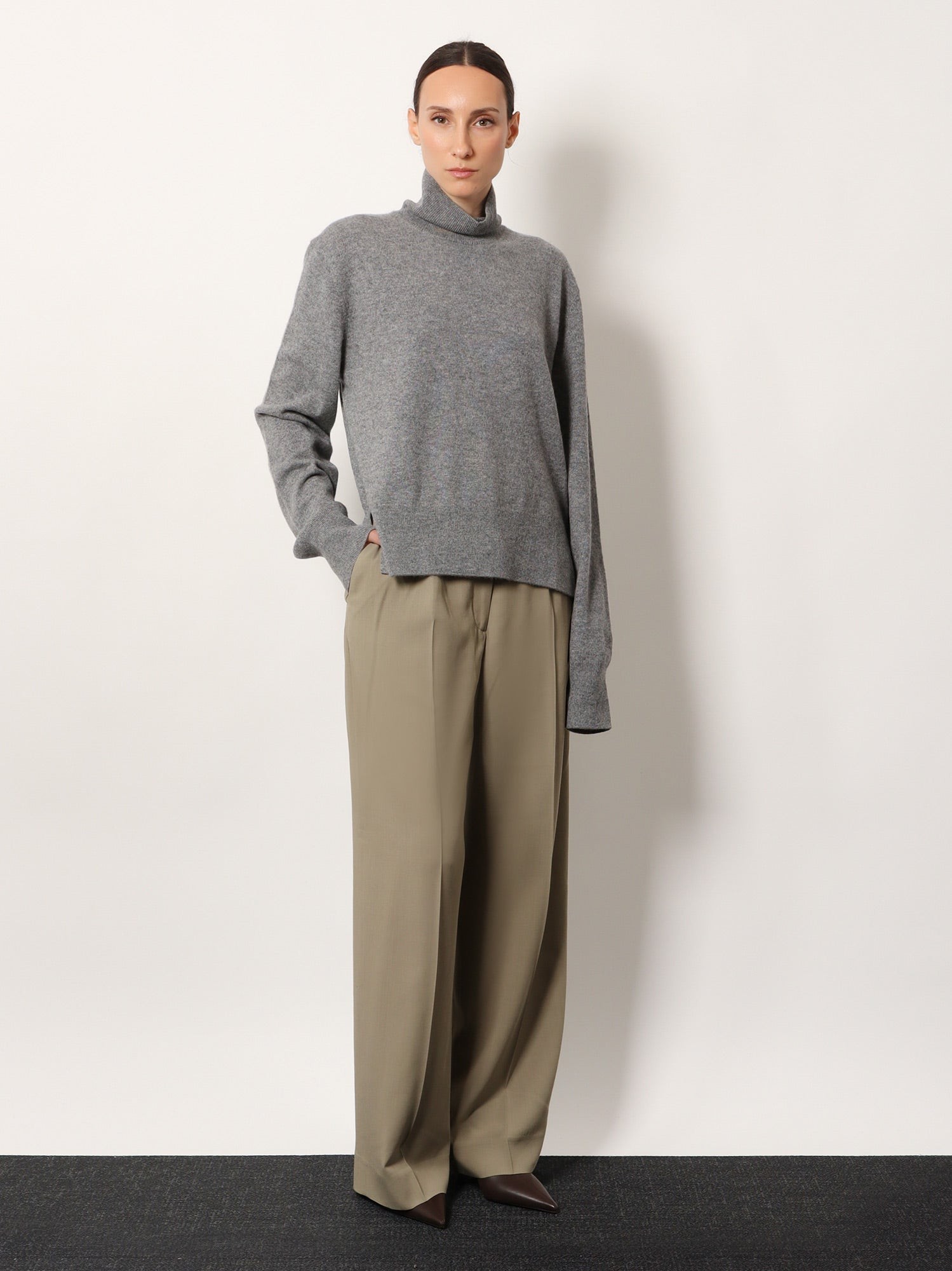 Cashmere turtleneck sweater - Image 2