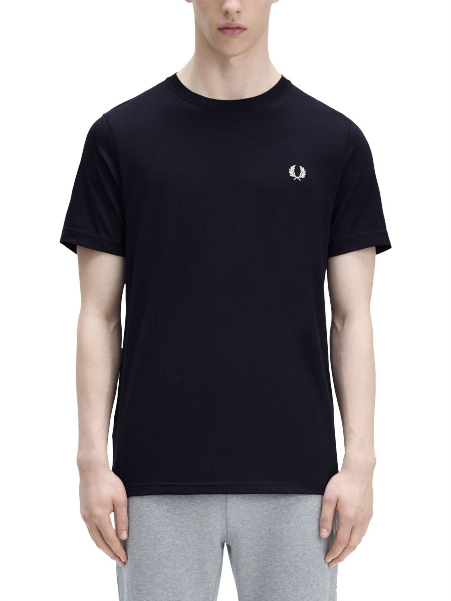 CLASSIC T-SHIRT
