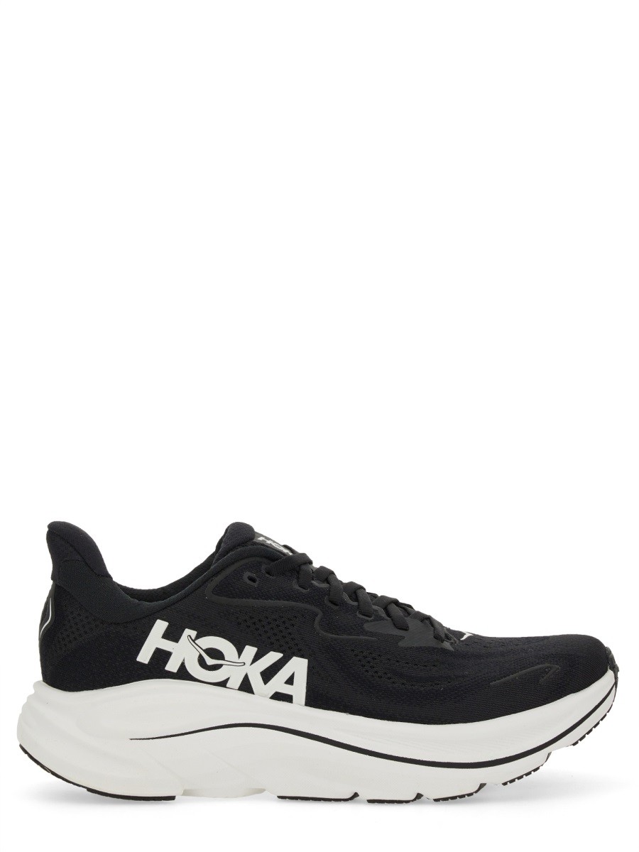 "CLIFTON 10" SNEAKER