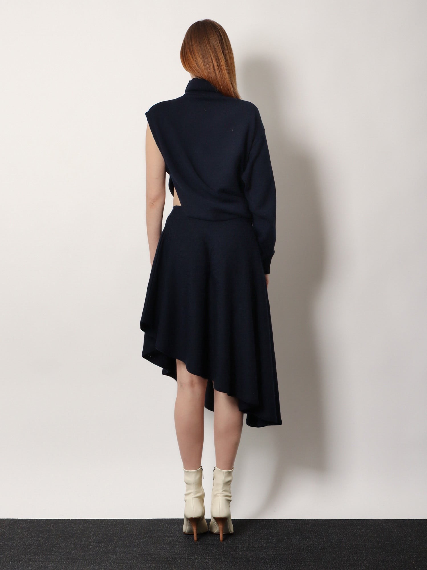 Cut-Out virgin wool dress - Image 3
