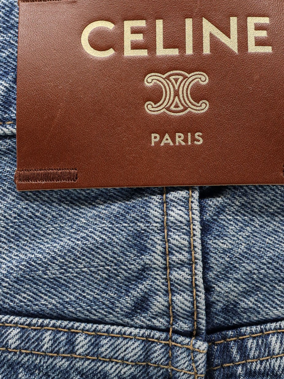 Denim jeans with back logo label - Image 3