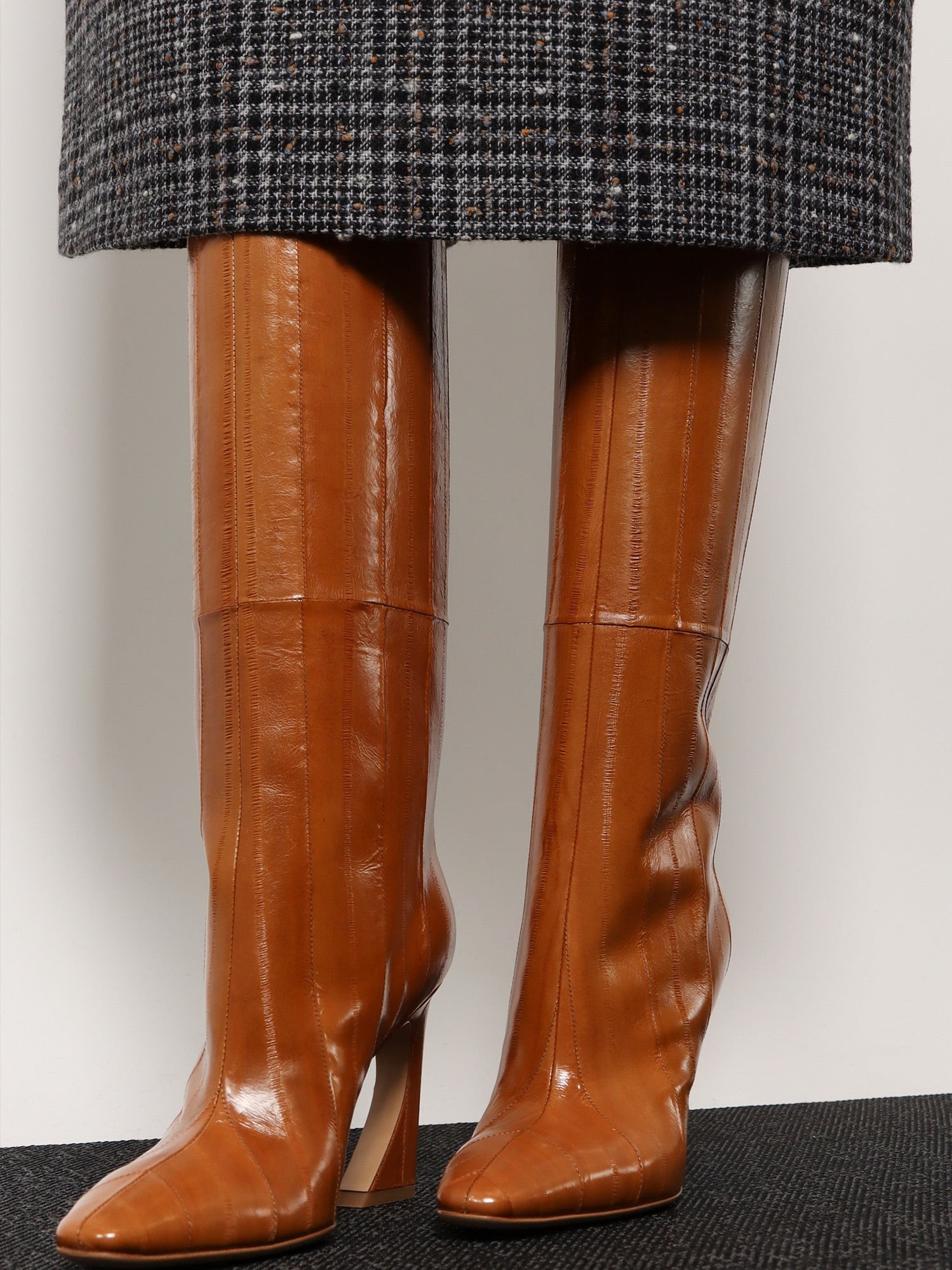 Fendi Arco hagfish leather boots - Image 2
