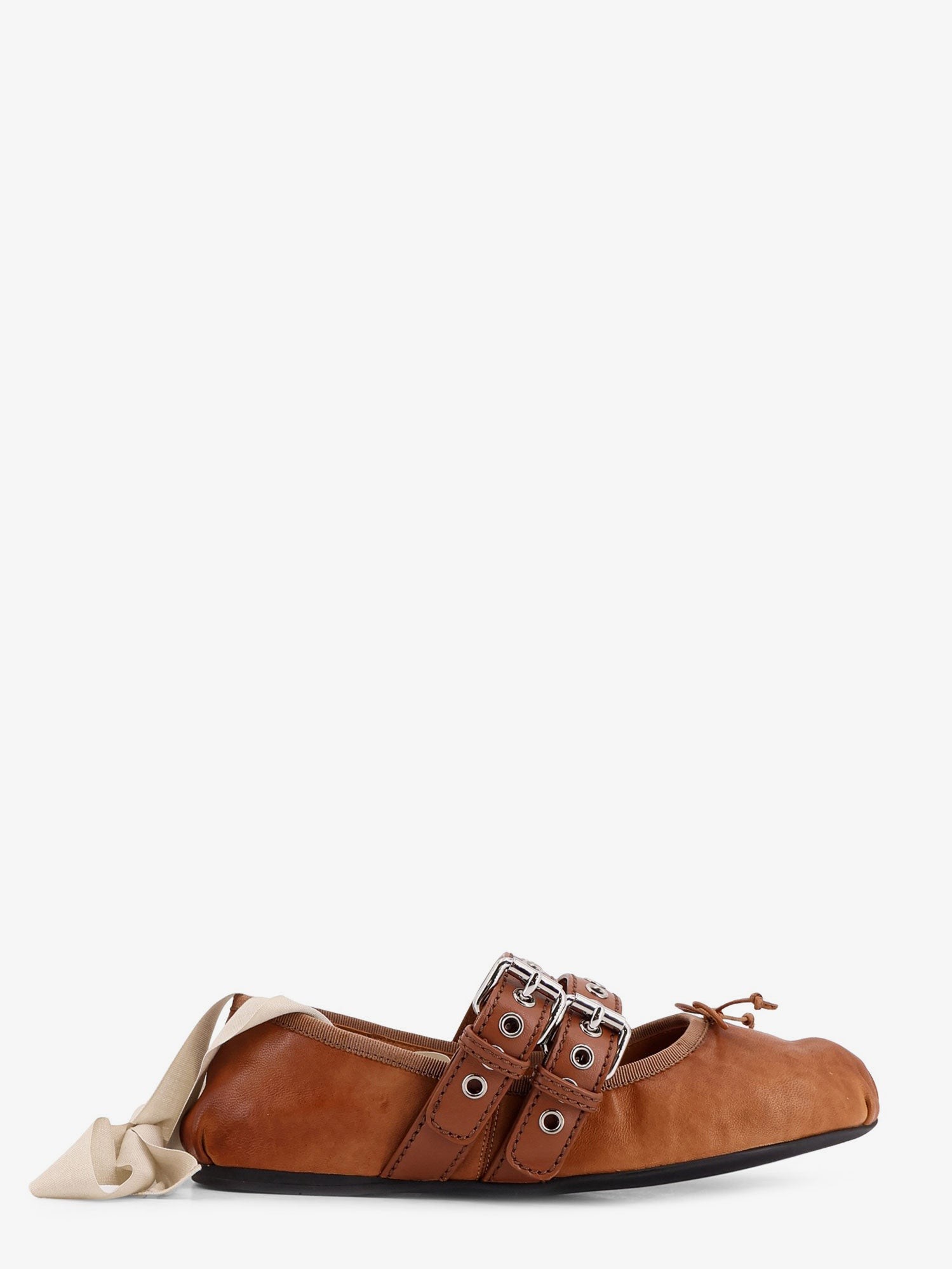 Leather ballerinas