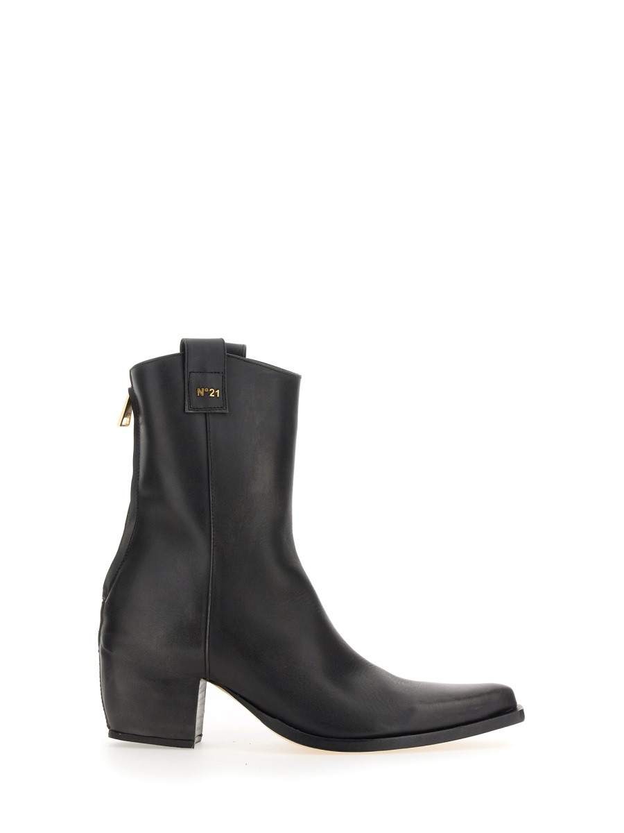 LEATHER BOOT