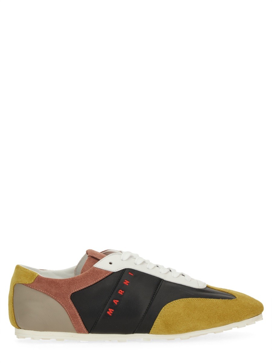 LEATHER SNEAKER