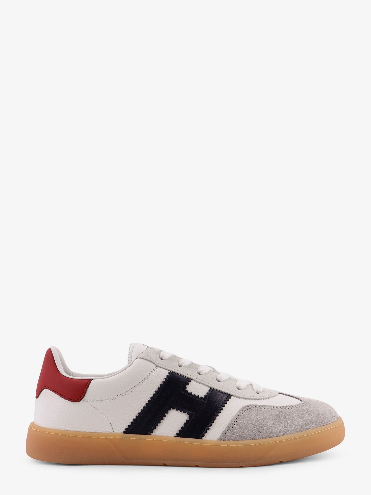 Leather sneakers with suede inserts