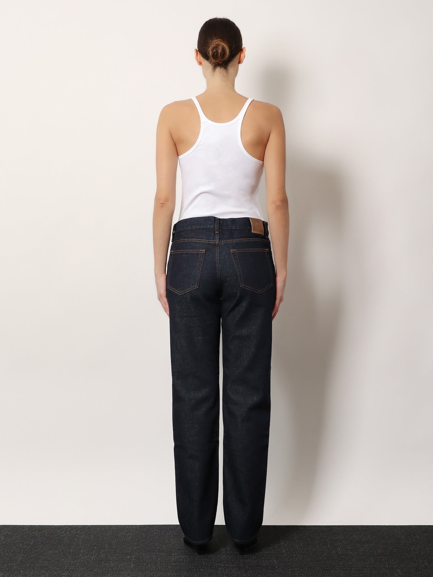 Low straight denim jeans - Image 3