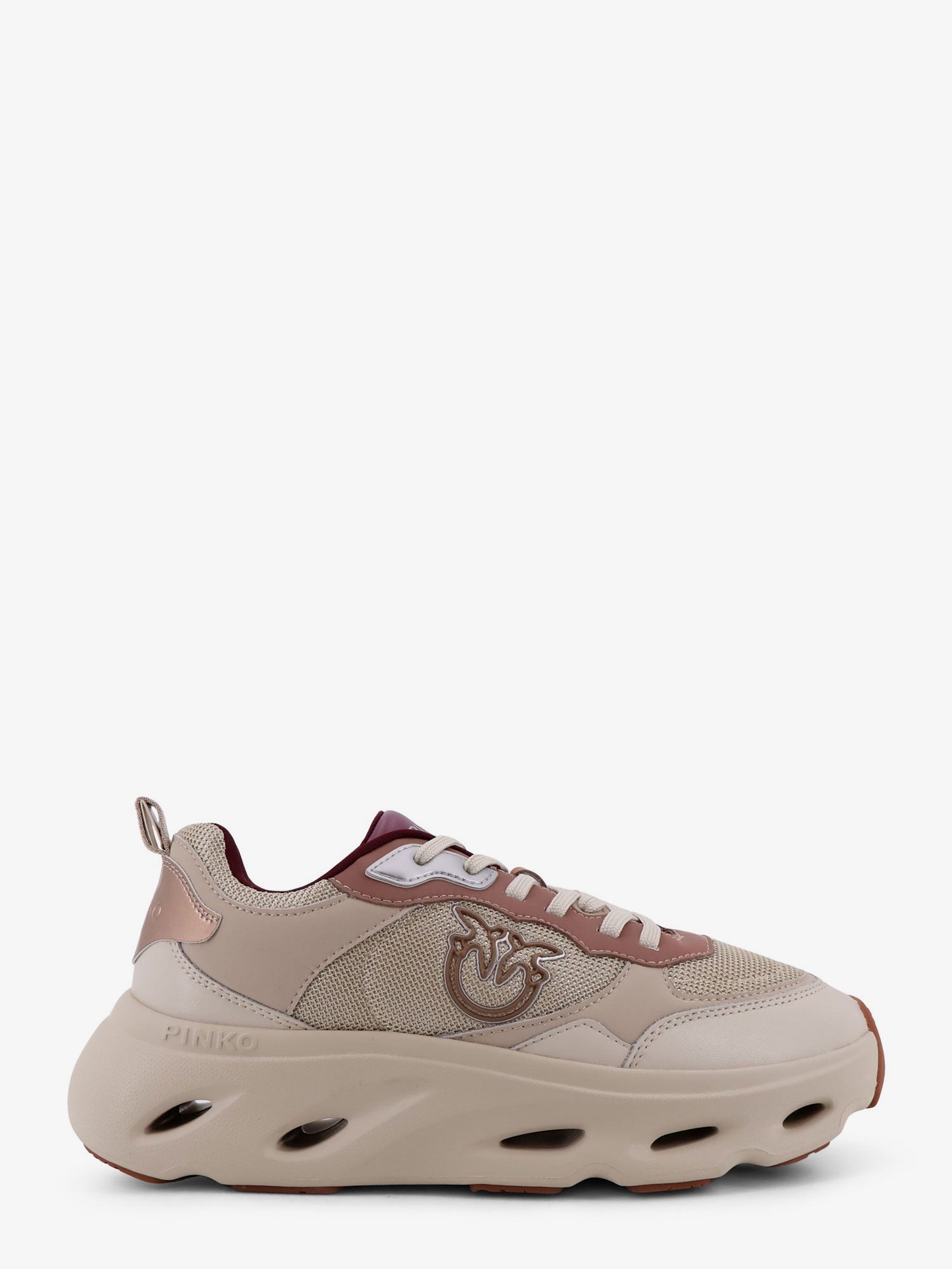 Nylon sneakers with leather inserts