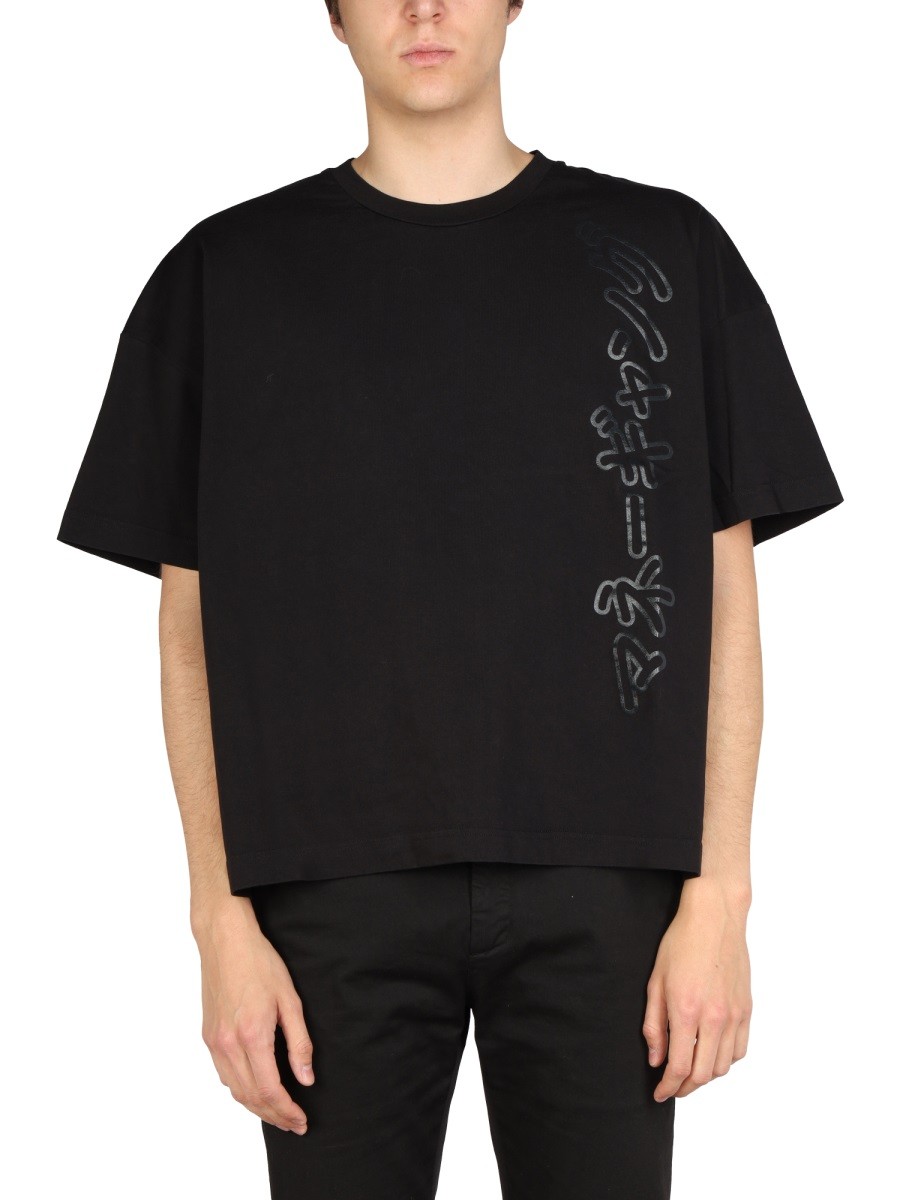 OVERSIZED FIT T-SHIRT
