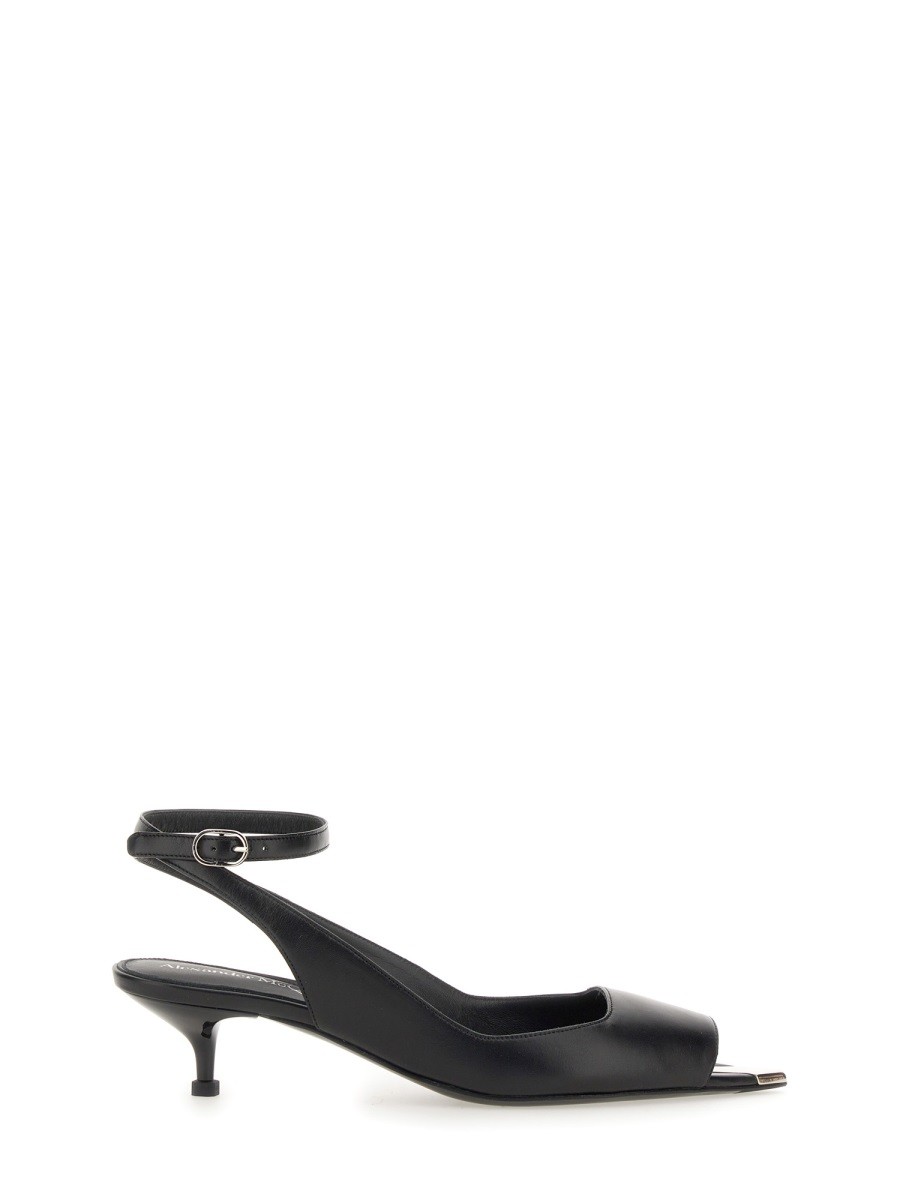 PUNK SANDAL.