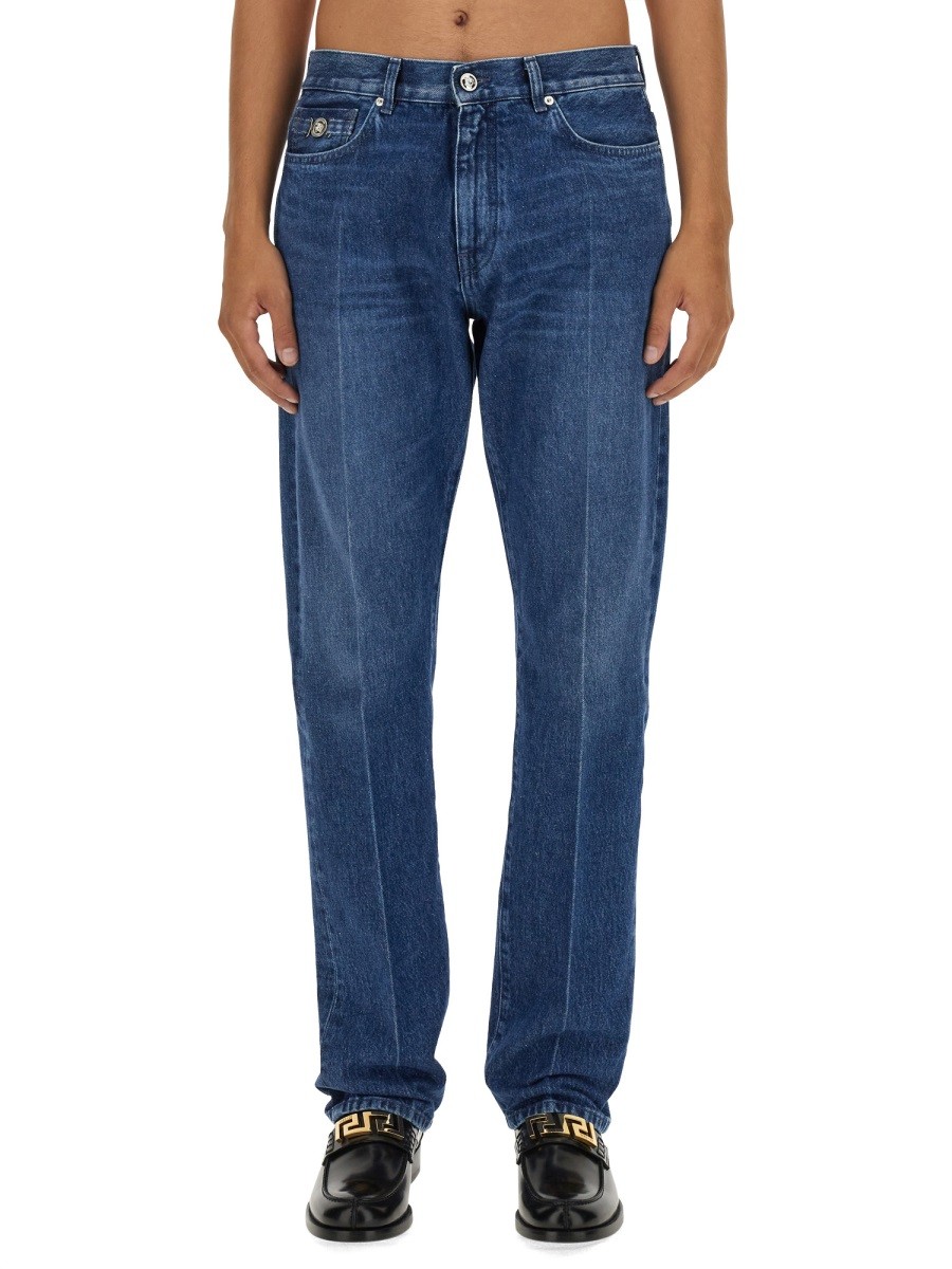 REGULAR FIT JEANS