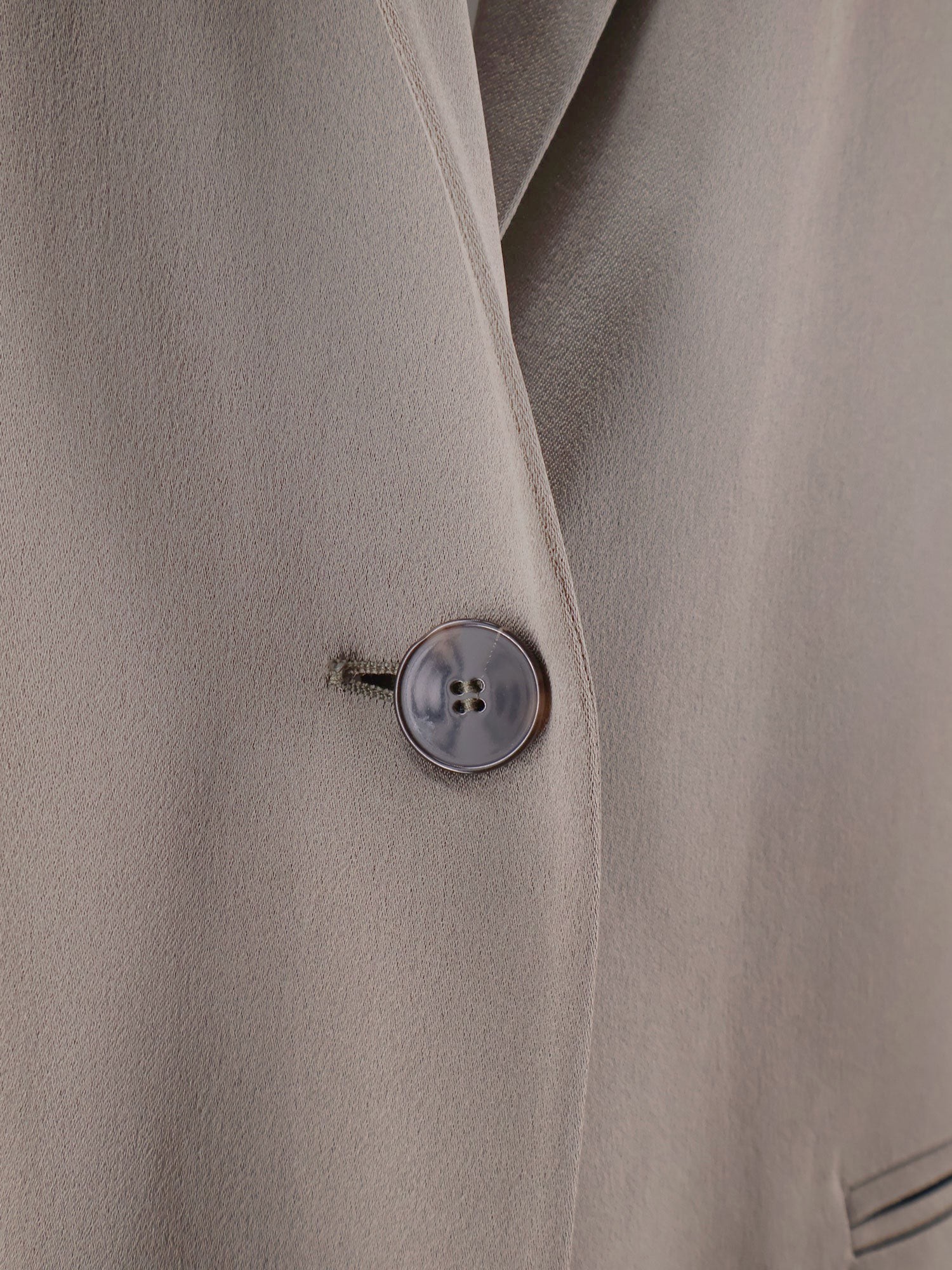 Single-breasted satin blazer - Image 3