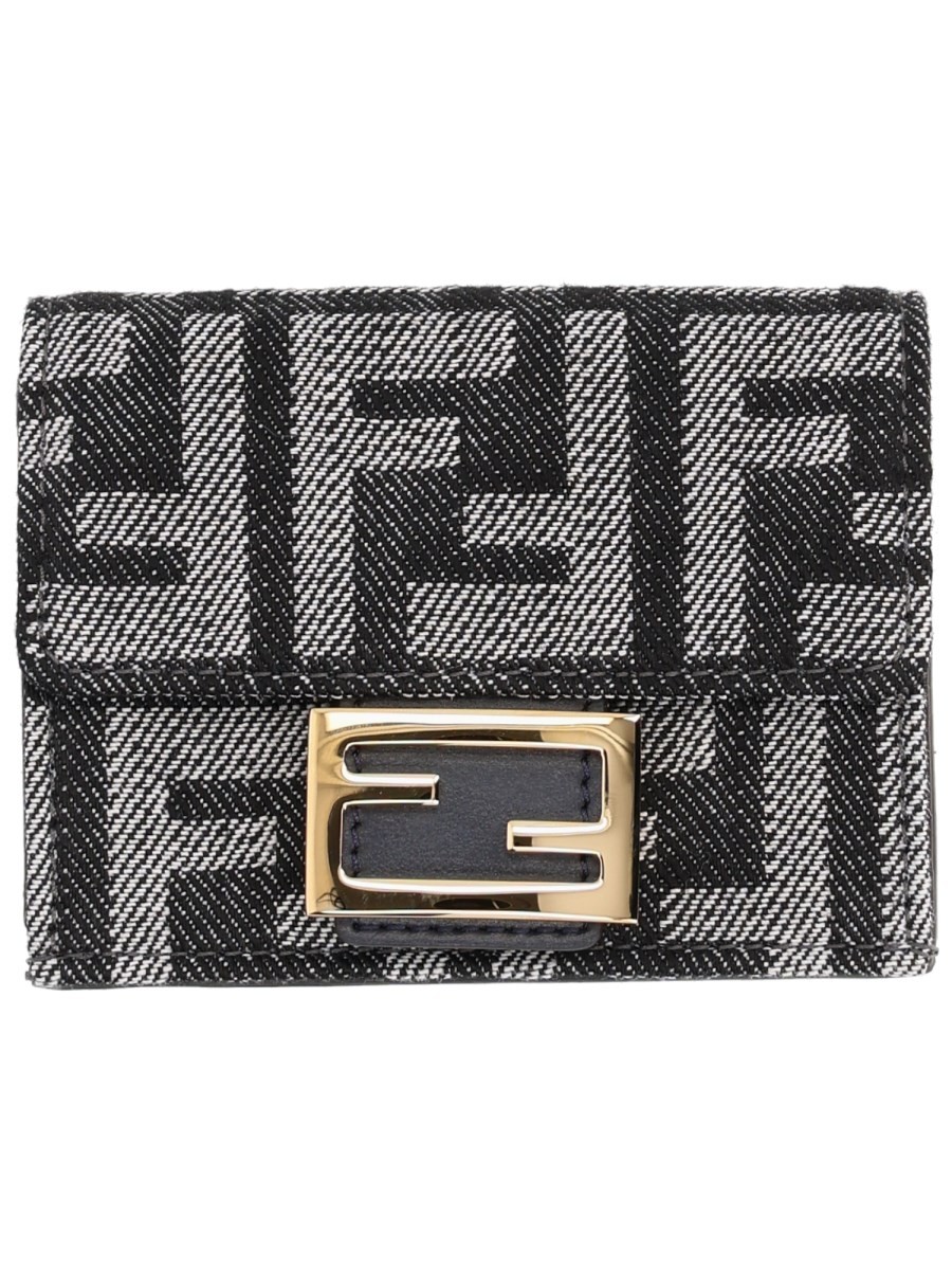"TRIFOLD BAGUETTE" WALLET