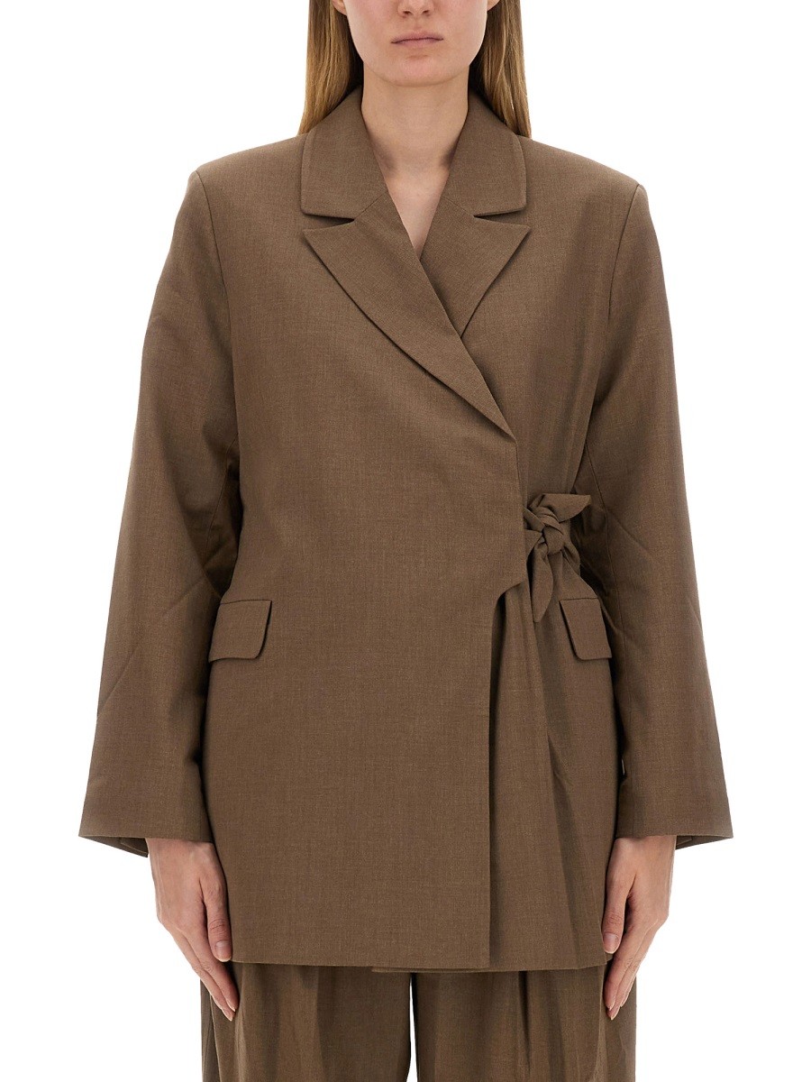 ASYMMETRICAL BLAZER