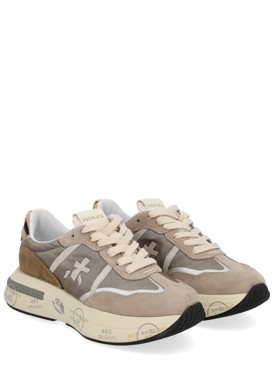 "CASSIE" SNEAKER - Image 2