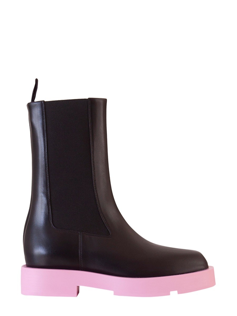 COLOR-BLOCK BOOT