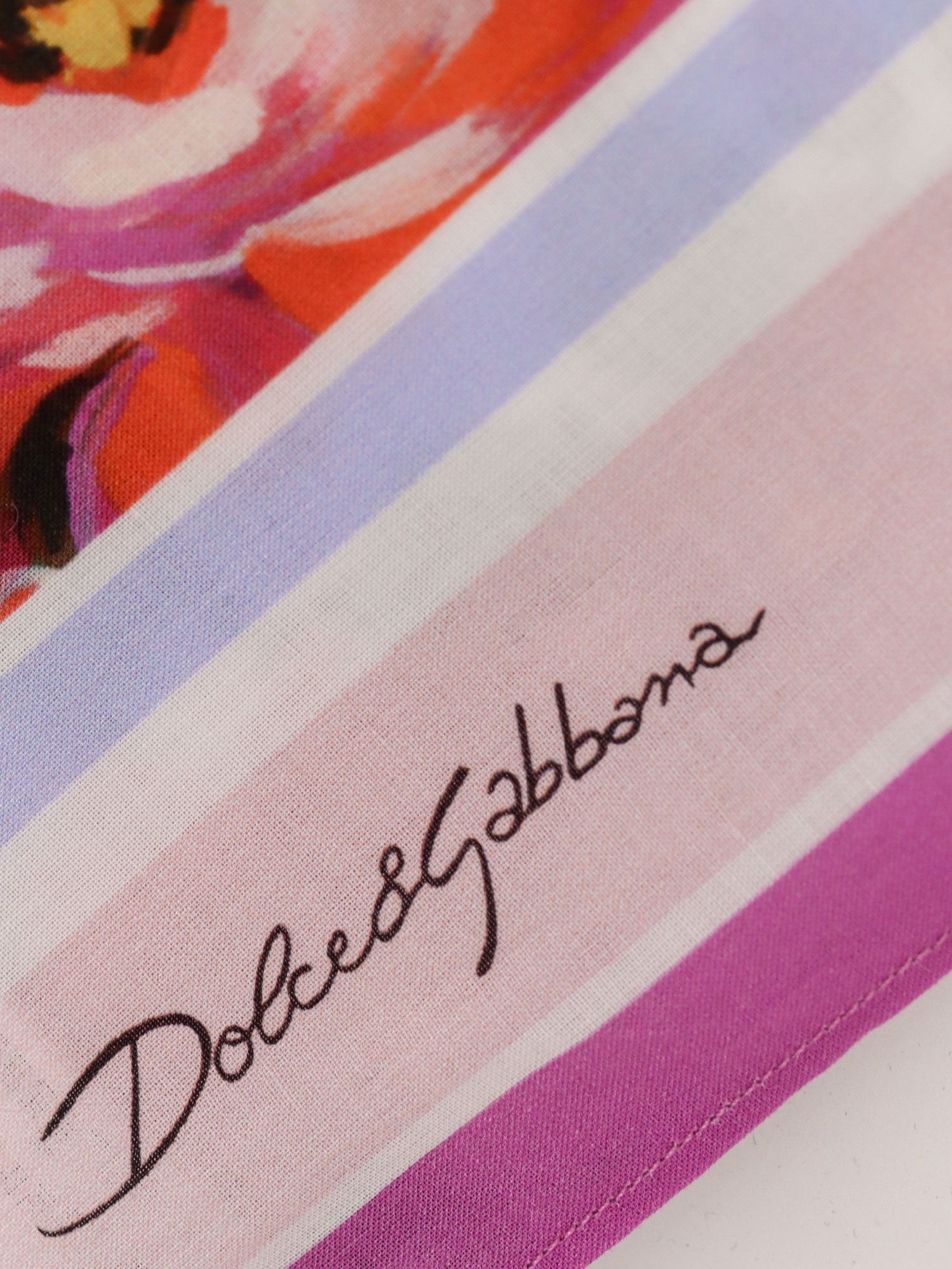 Cotton beach wrap with floral print - Image 3
