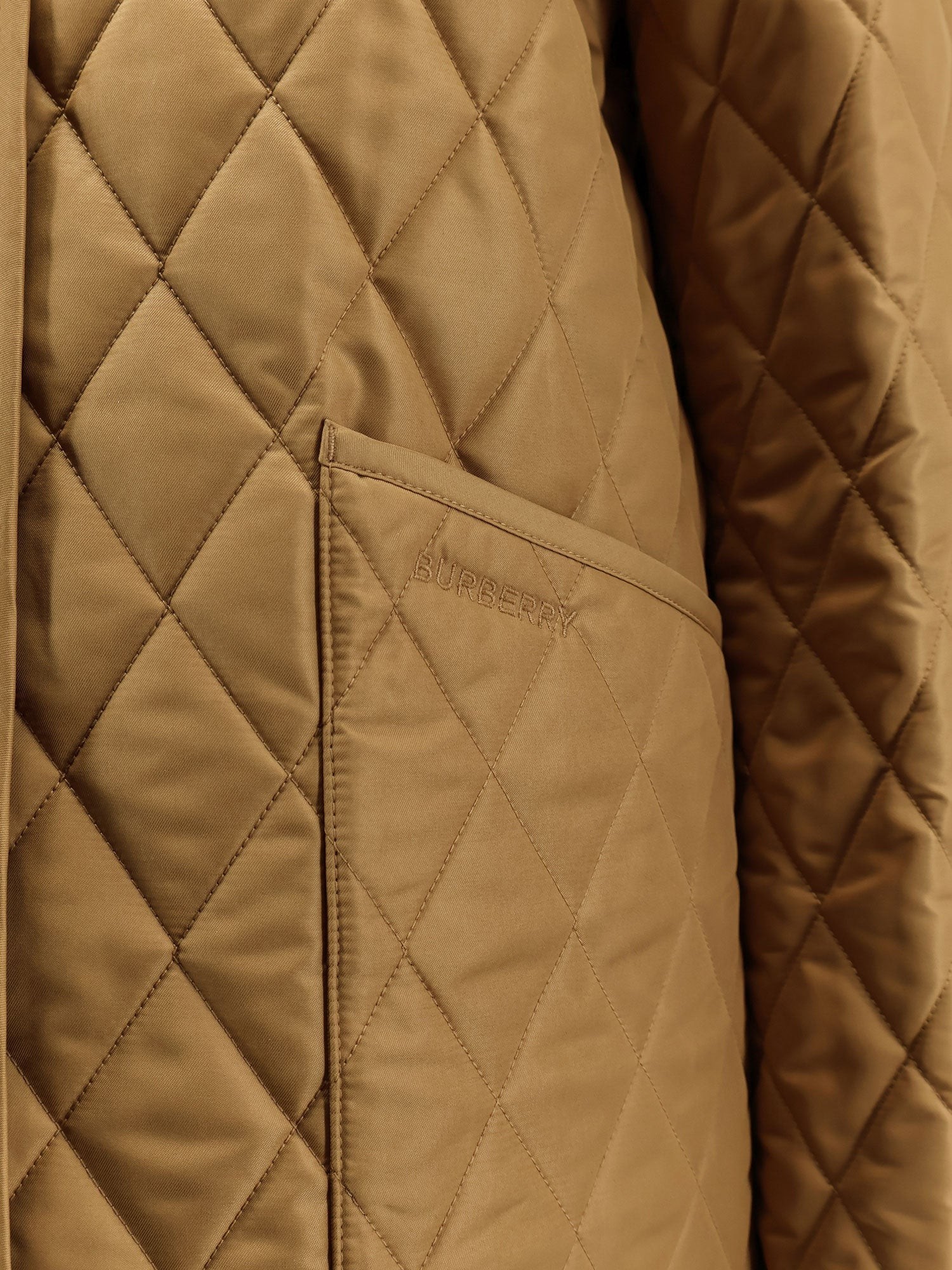 Dranefeld quilted jacket - Image 3