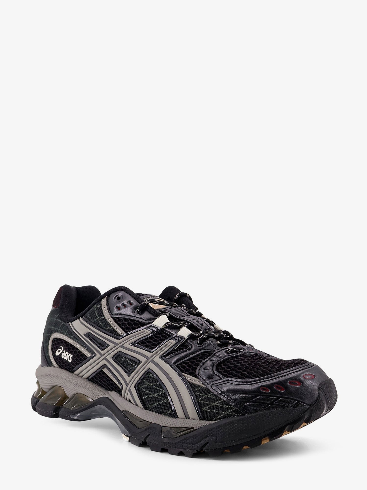 Gel Nimbus 10.1 mesh sneakers with logo on the side - Image 2