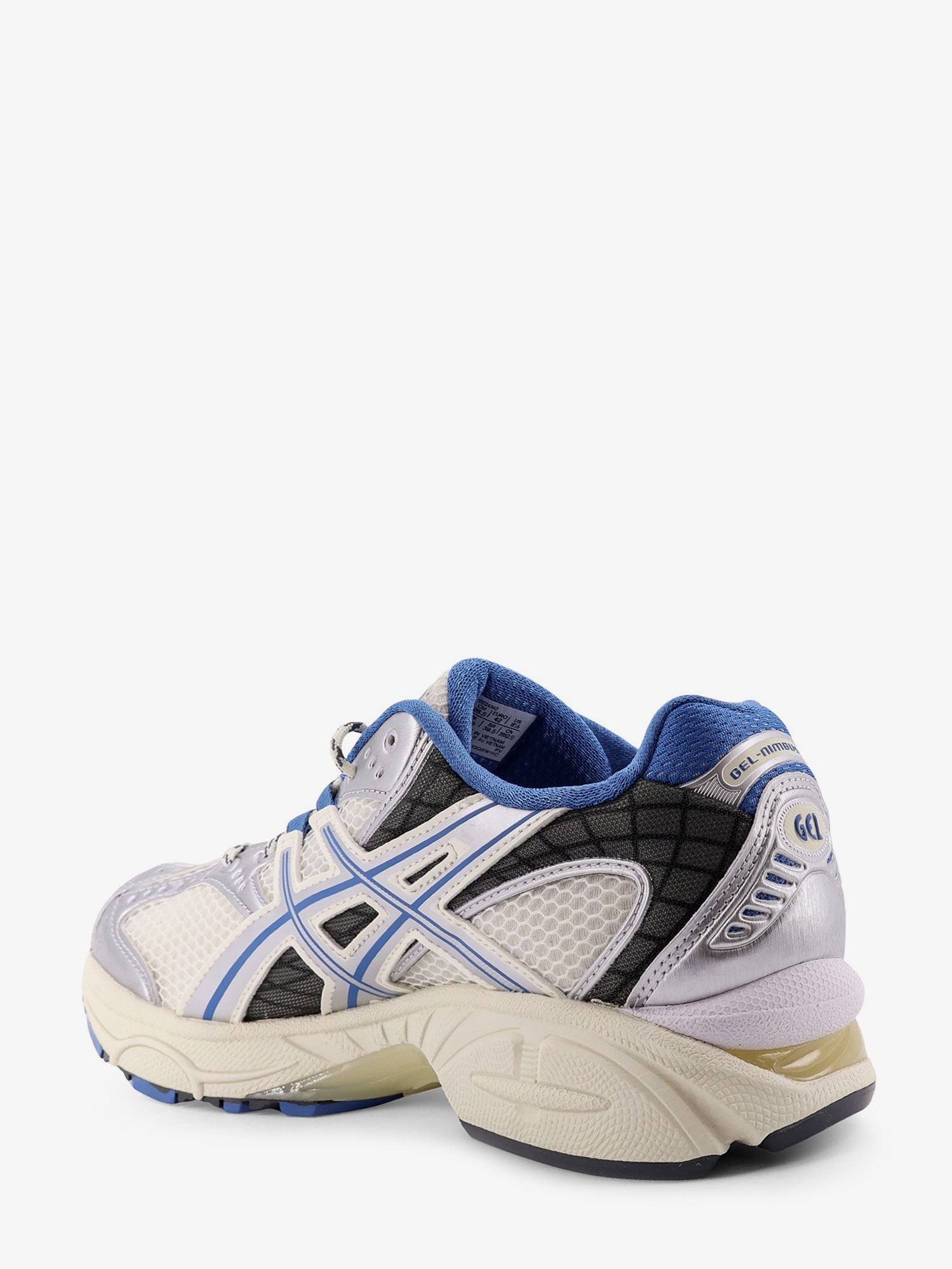 Gel Nimbus 10.1 mesh sneakers with logo on the side - Image 3