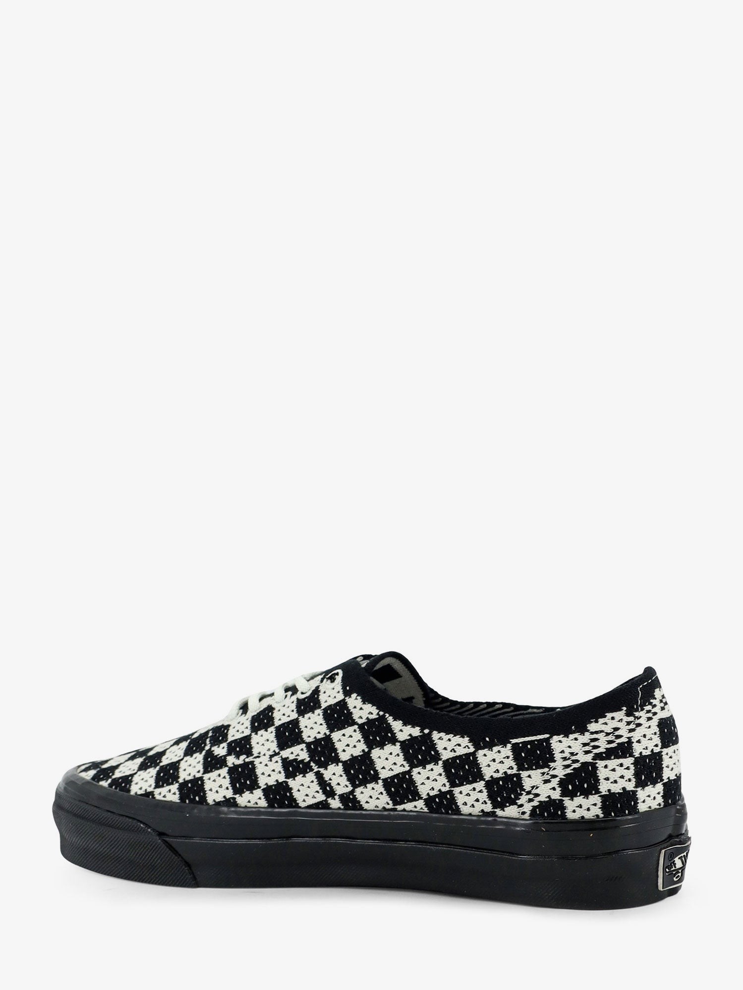 LX Authentic 44 fabric sneakers with a checkerboard pattern - Image 3