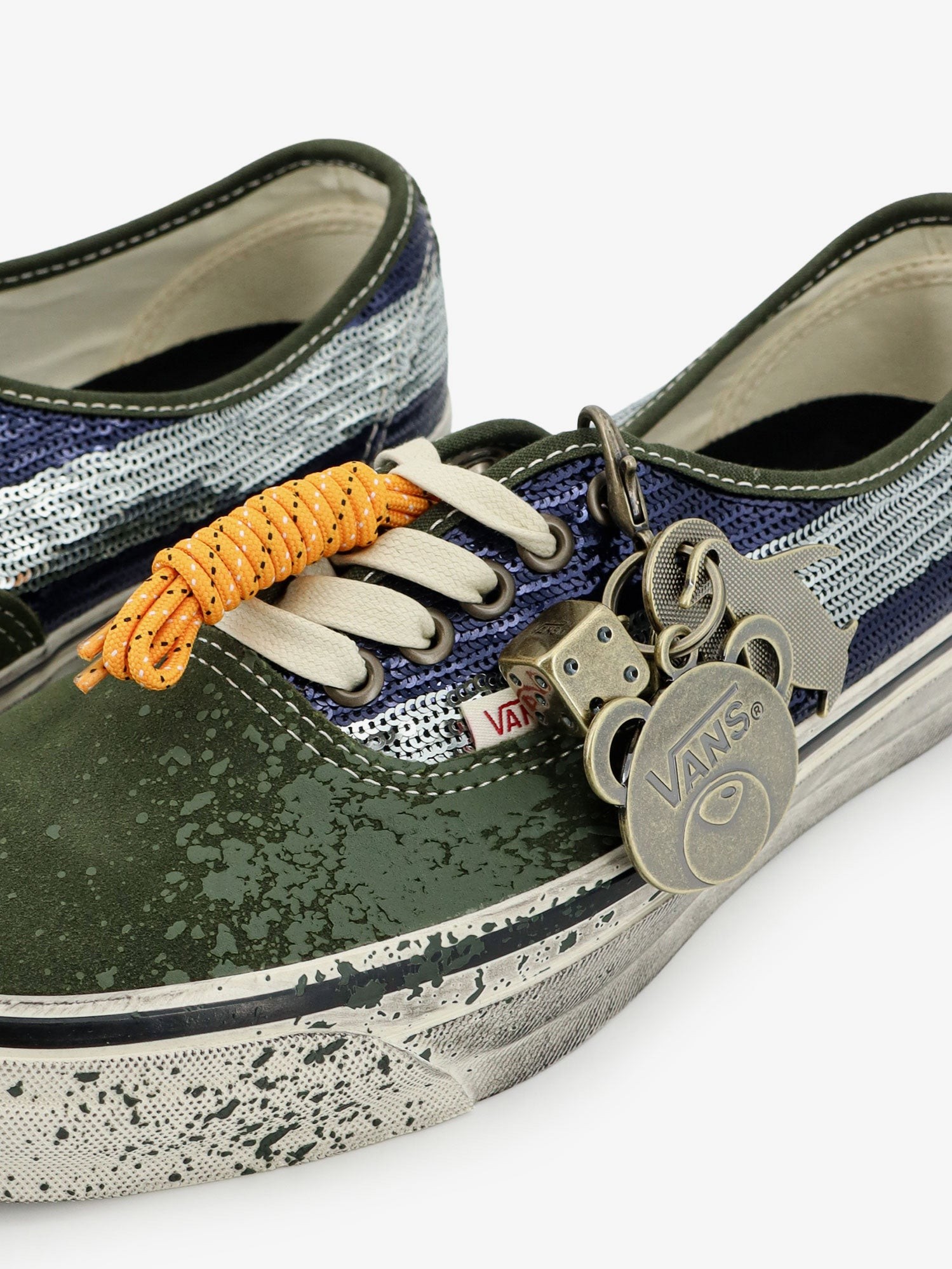 Lx authentic 44 suede sneakers with micro-sequin detail on the side - Image 4