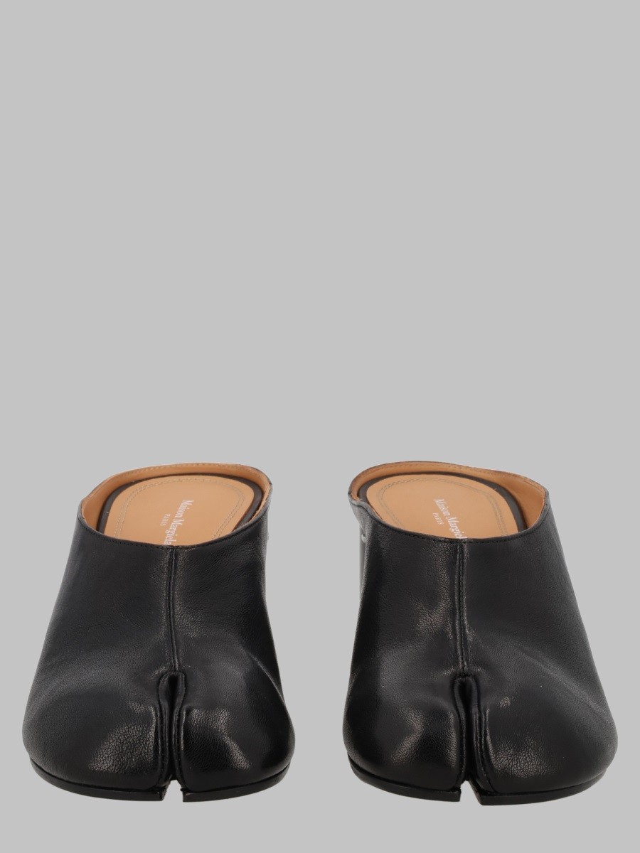 MULE TABI IN PELLE