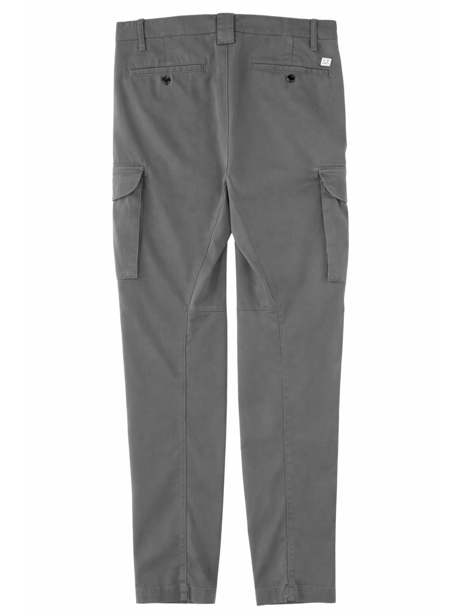 PANTALONE CARGO CON PATCH LOGO - Image 3