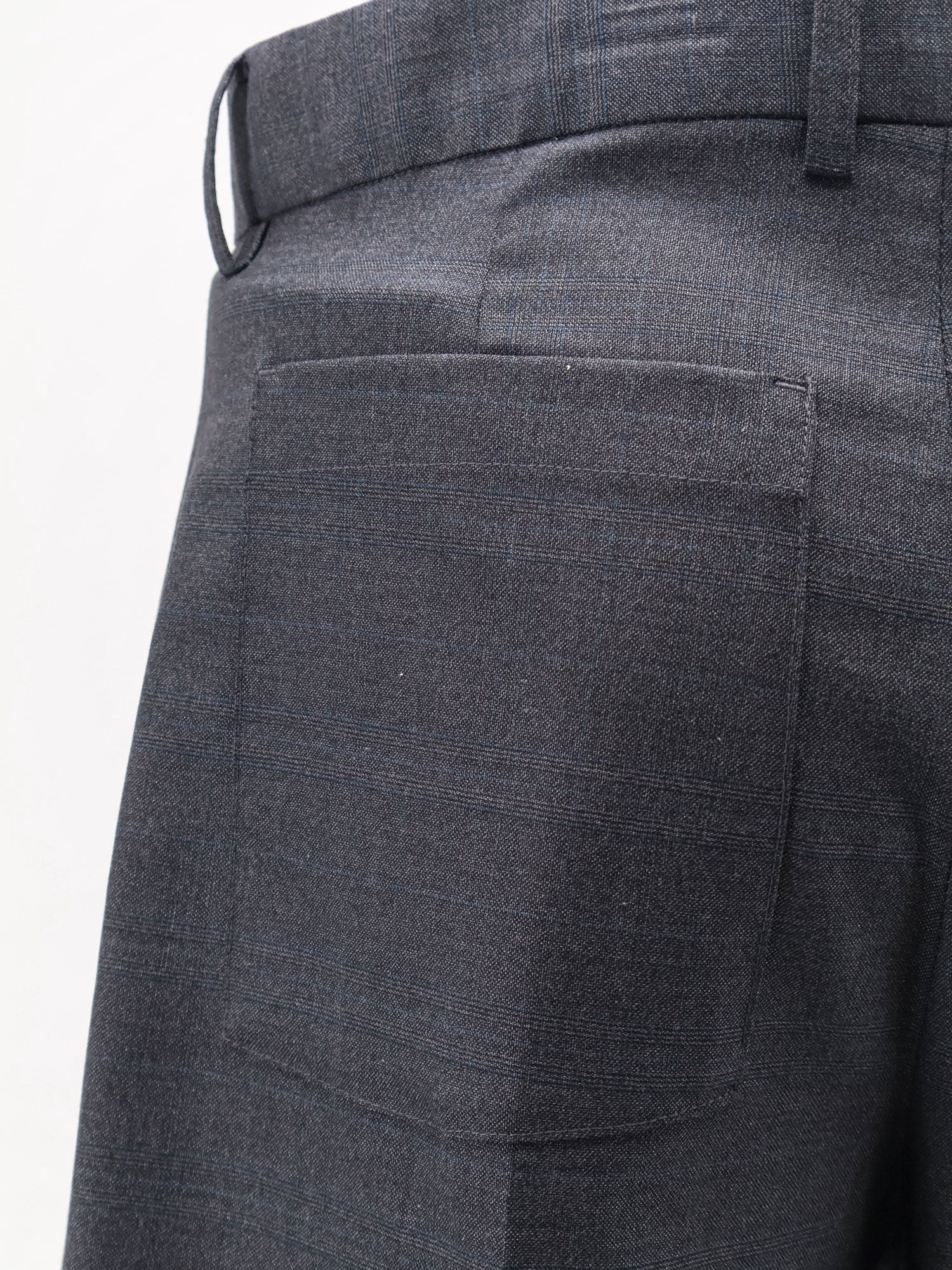 Pleated Check wool blend bermuda shorts - Image 3