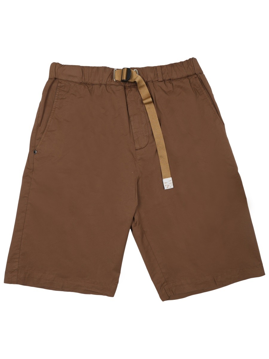 SHORTS CON CINTURA