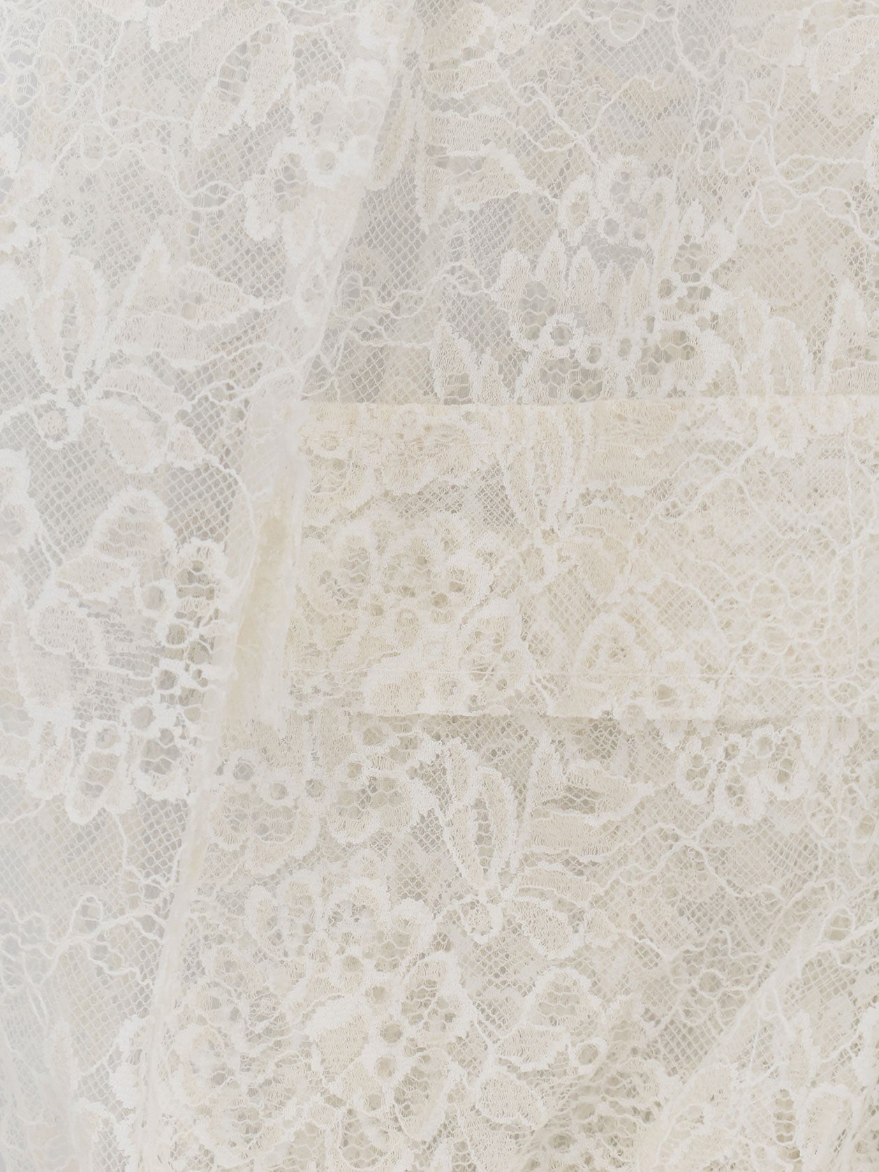 Sleeveless lace jacket - Image 3