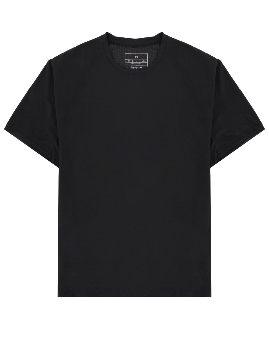 T-SHIRT CON PATCH LOGO
