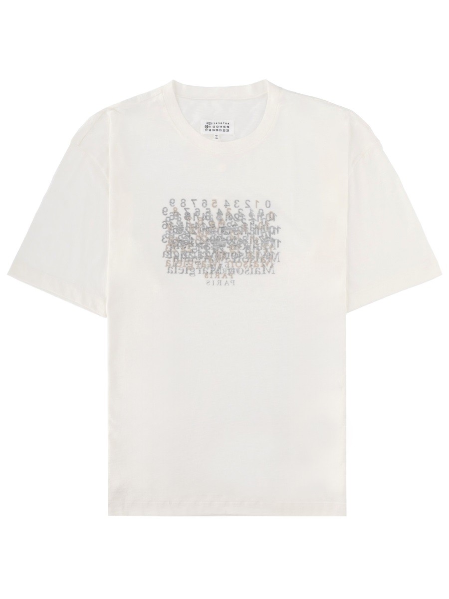 T-SHIRT CON STAMPA