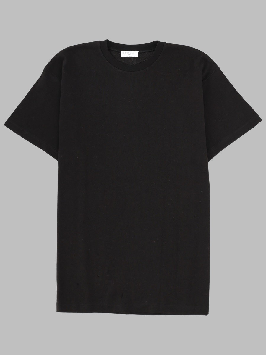 T-SHIRT CON STAMPA