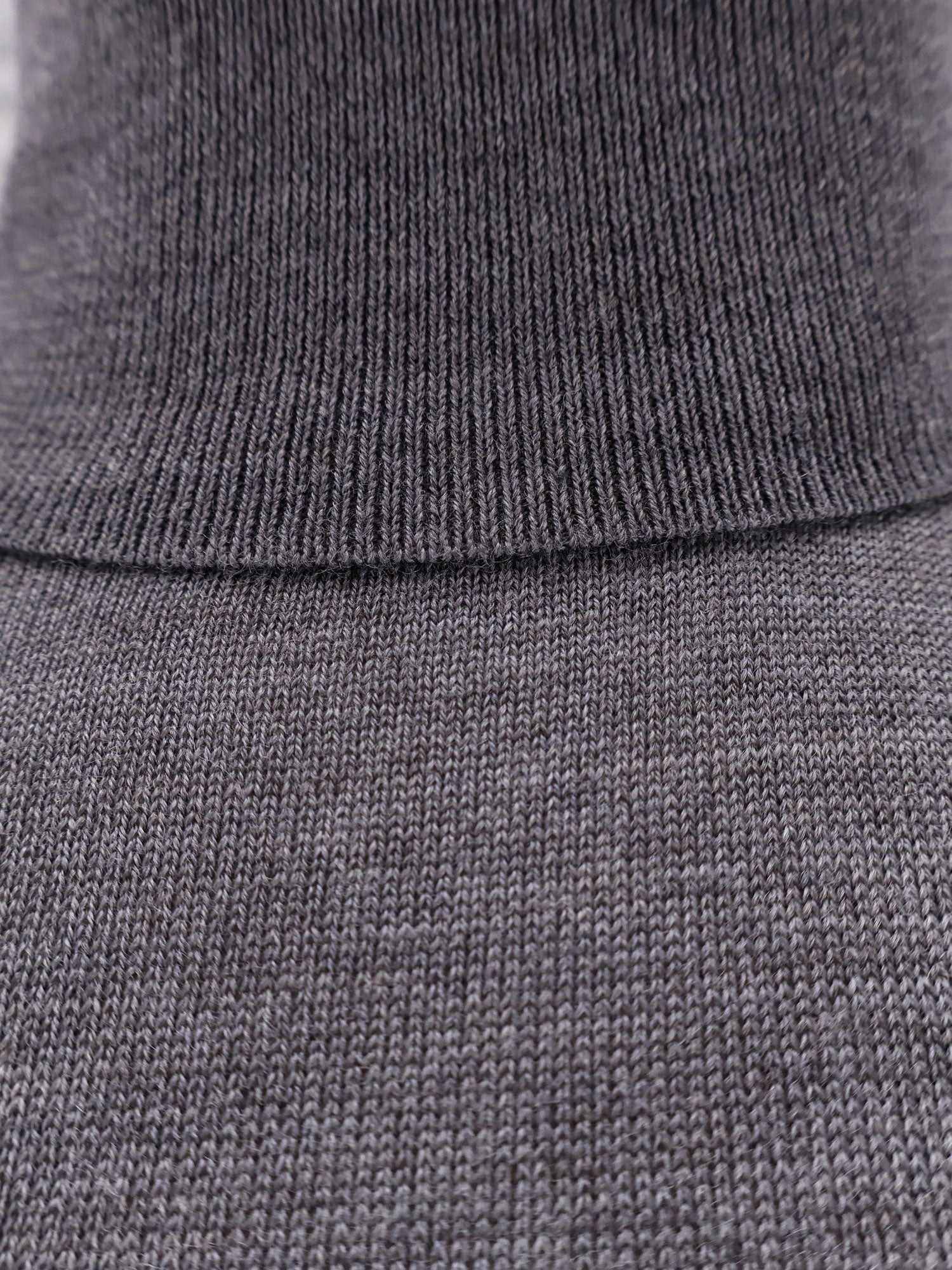 Wool and silk turtleneck - Image 3