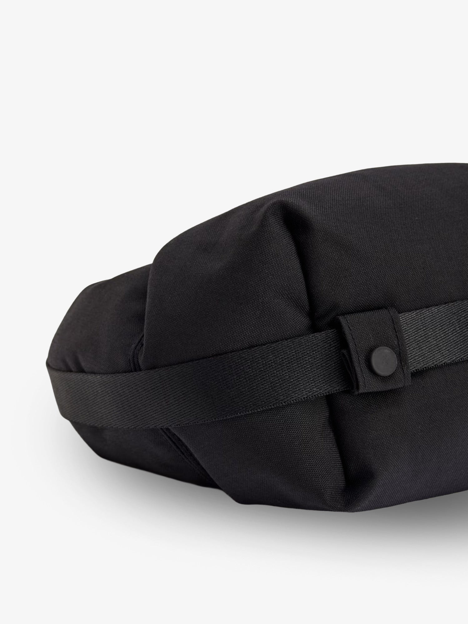 Y-3 Crescen Bag Cordura handbag - Image 4
